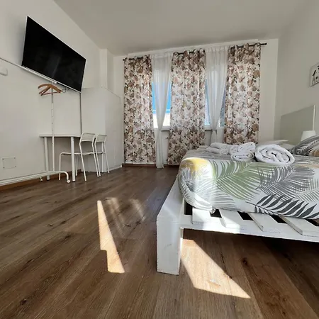 A Casa Tua 3* باري