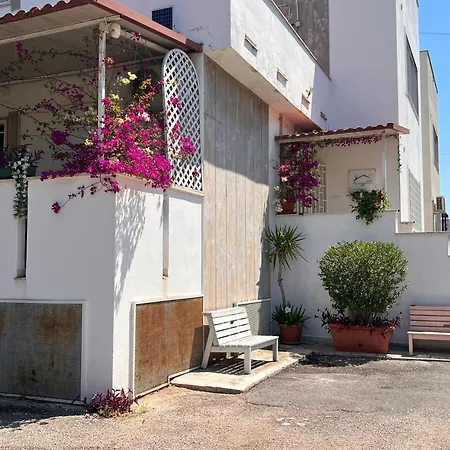 فندق مبيت وإفطار A Casa Tua